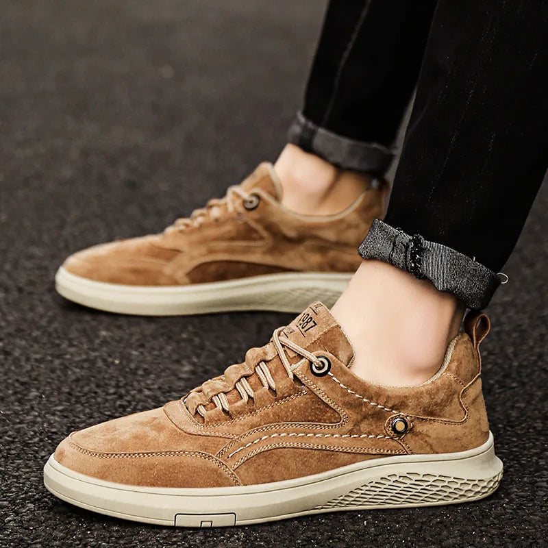 Unisex 1987 retro casual sneakers. Comfortable vintage style footwear for everyday wear.