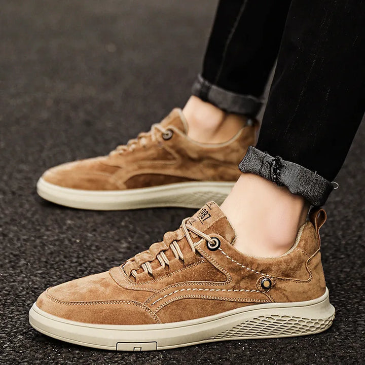 Unisex 1987 retro casual sneakers. Comfortable vintage style footwear for everyday wear.