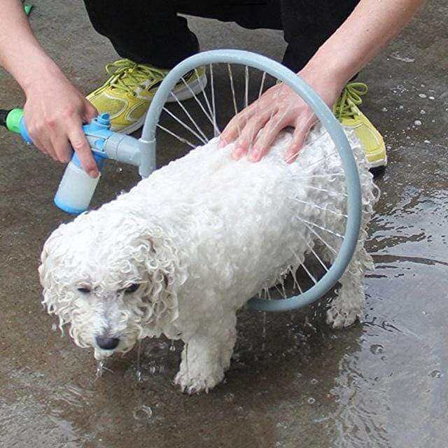 Detailed view of pet-friendly bristles on the 360° Pet Shower Scrubber for gentle grooming