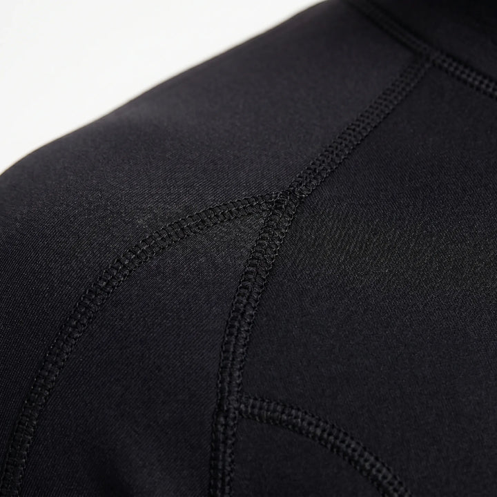 Front zip 3mm unisex shorty wetsuit, designed for water sports like surfing, swimming, and diving. Offers warmth & comfort.