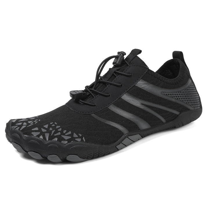 Wide toe box and comfortable fit of unisex barefoot shoes, supporting natural daily foot movement.