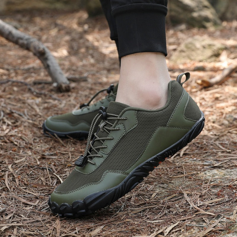 Top-down view of the wide toe box on unisex barefoot hiking trainers, designed for natural foot splay & comfort.