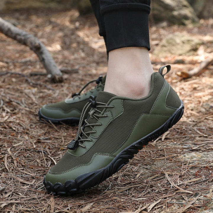 Top-down view of the wide toe box on unisex barefoot hiking trainers, designed for natural foot splay & comfort.