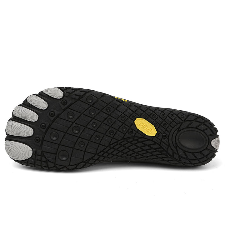 Flexible barefoot shoes for an active lifestyle. Lightweight & comfortable for unisex outdoor training.