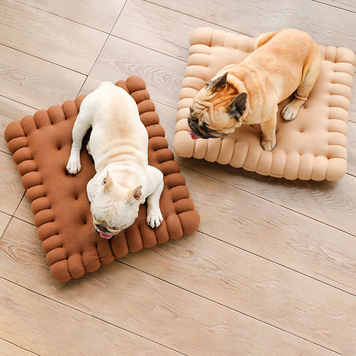 Soft biscuit dog bed with quilted pattern, ideal pet supplies