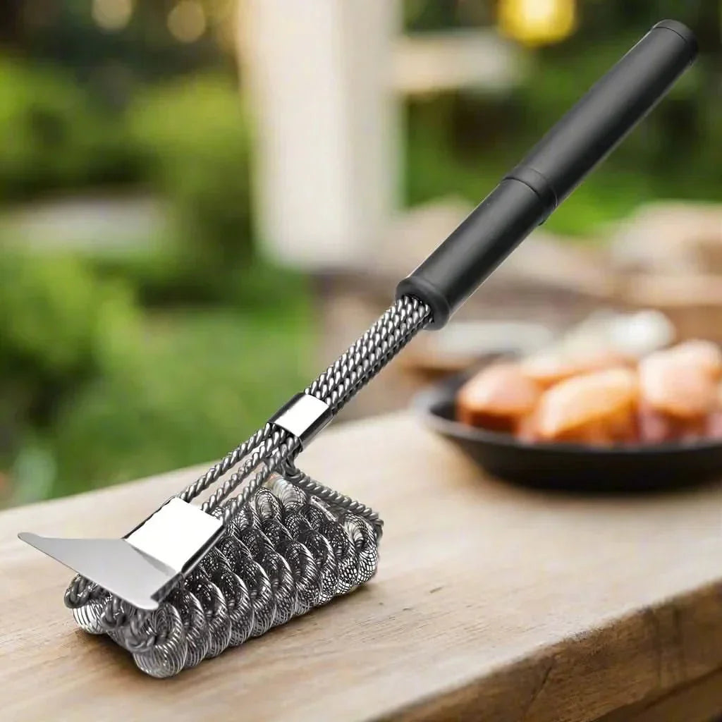 Durable bristle-free stainless steel grill cleaner, expertly designed for effective barbecue grate cleaning.