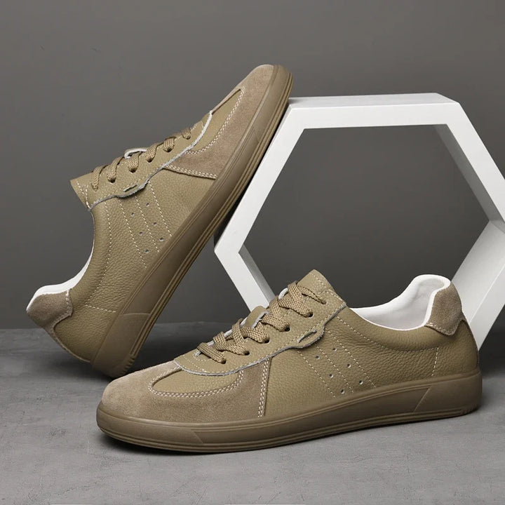 Classic design unisex sneakers offering comfort & support for daily walking.