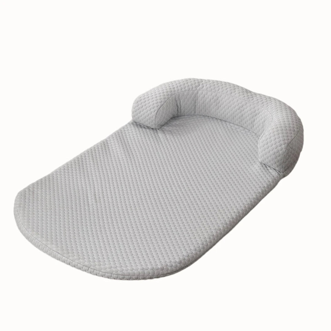 Unisex pet comfort bed, ice silk and 3D sponge; washable, durable design