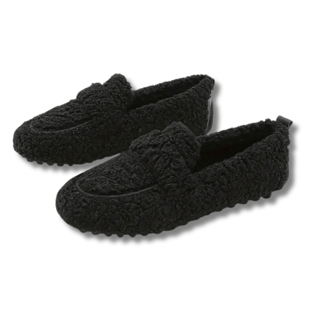 Soft, warm unisex winter house shoes. Cozy indoor slippers providing ultimate foot warmth & comfort for relaxation.