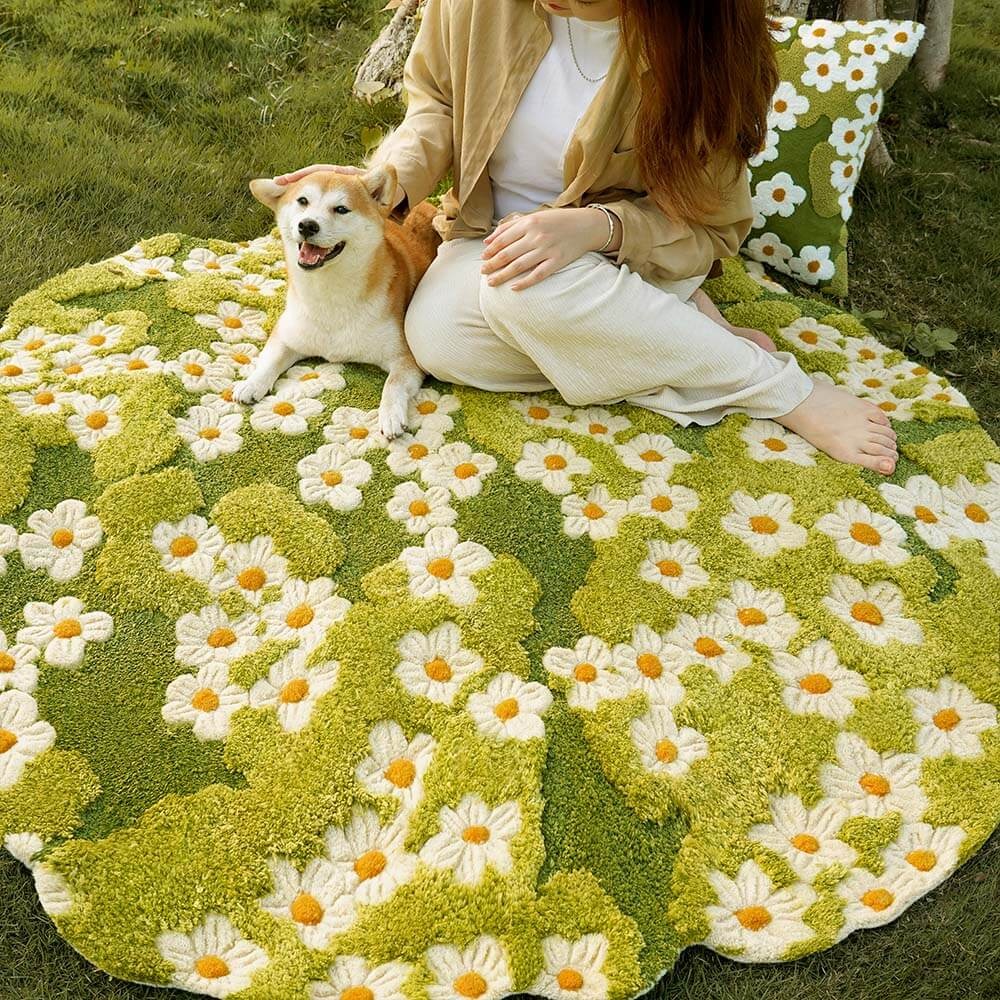Daisy flower pet mat, soft, durable, perfect for animal comfort and style