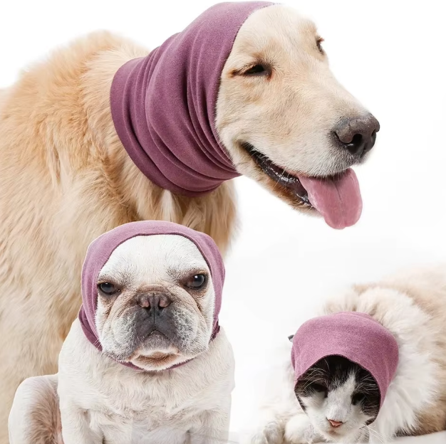 Unisex ergonomic neck support travel pillow, U-shaped for comfort and relaxation on journeys.