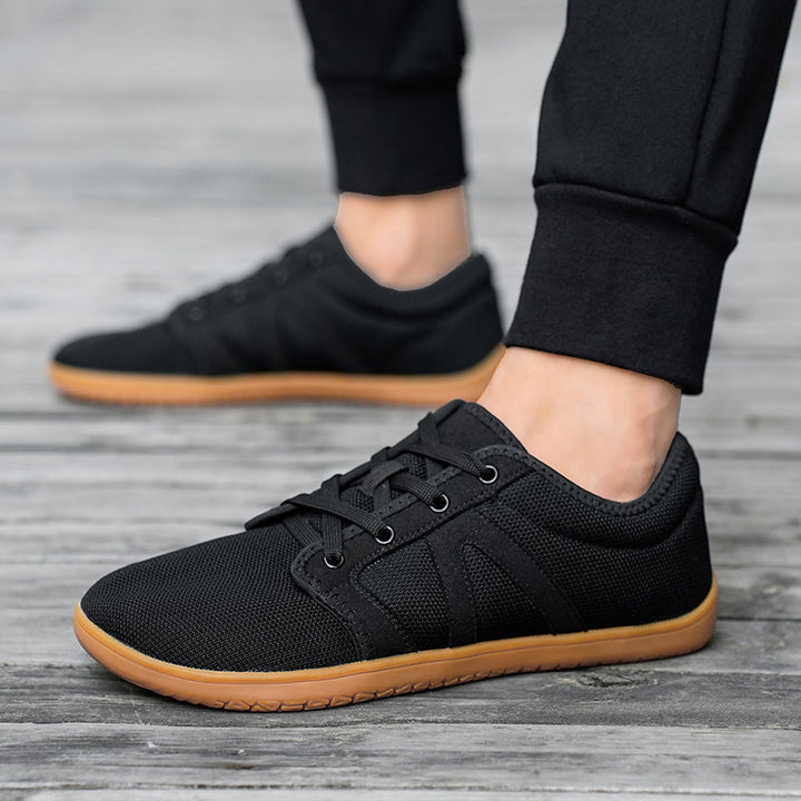 Lightweight unisex barefoot shoes. Optimal for natural movement, providing everyday comfort & healthy feet.