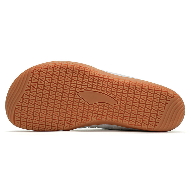 Zero-drop unisex barefoot shoes. Mimics natural foot movement, offering everyday comfort & flexibility.