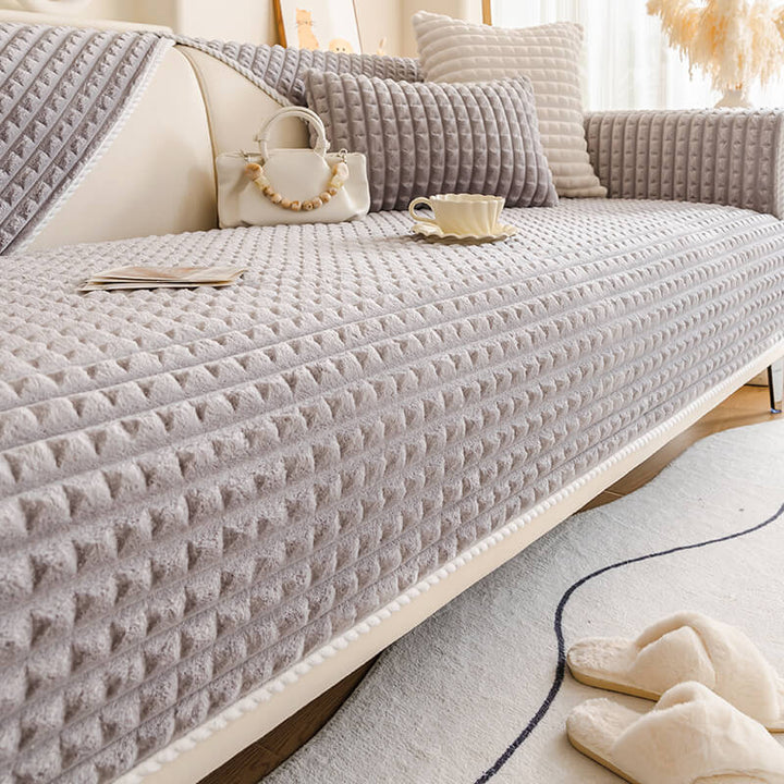 Unisex flannel pet-friendly sofa protector, non-slip couch cover for furniture protection.