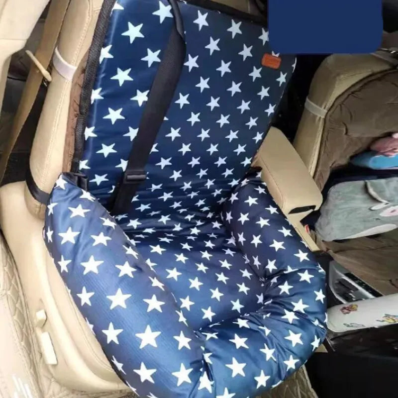 Driving comfort with a foldable car seat cushion, an ergonomic solution for long car journeys