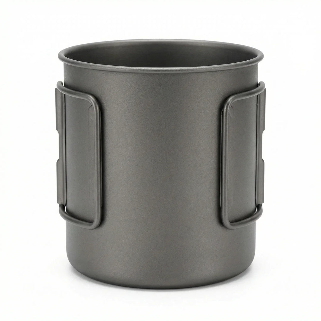 Foldable titanium camping mug, durable and ultra-light, essential cookware for backpackers and travelers.