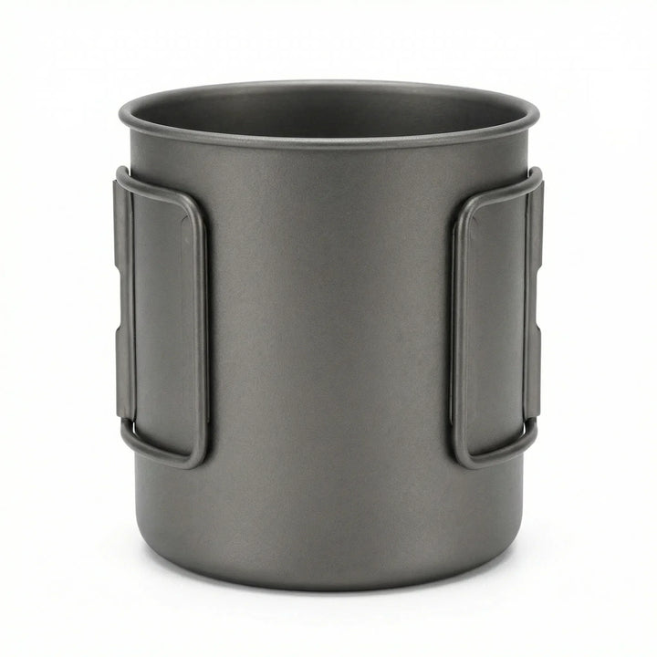 Foldable titanium camping mug, durable and ultra-light, essential cookware for backpackers and travelers.