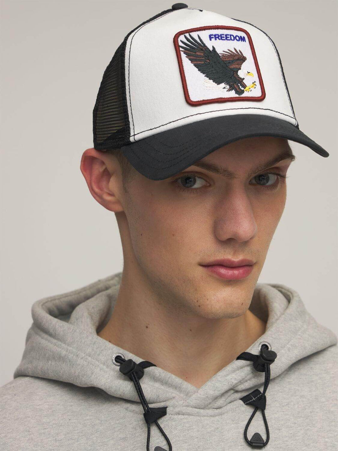 Unisex Freedom Eagle baseball cap, an adjustable and stylish choice for any casual or outdoor outfit.