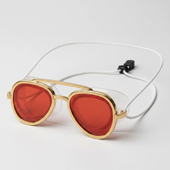 High-performance anti-fog aviator swim goggles. Full wide-view lenses offer clear, comfortable vision for all swimmers.
