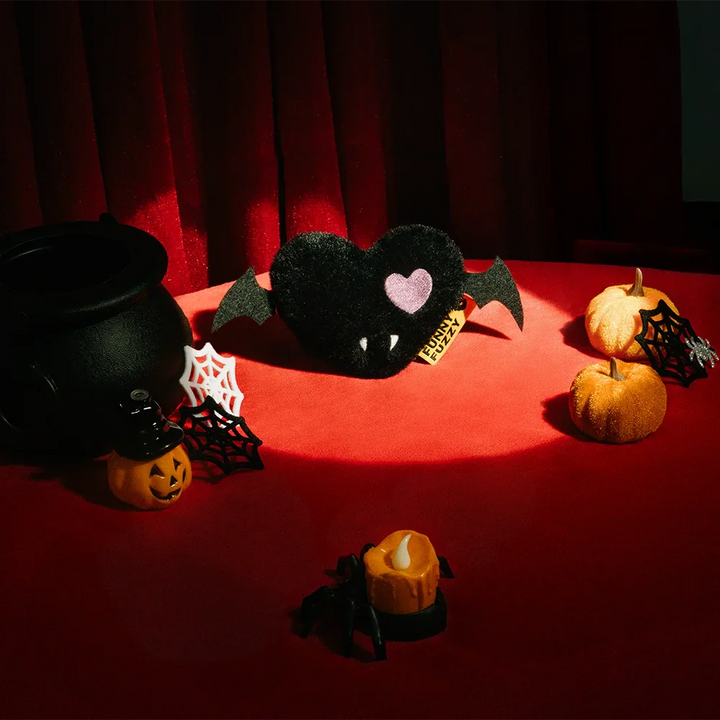 Unisex Halloween Plush Bat Heart Squeaky Dog Toy