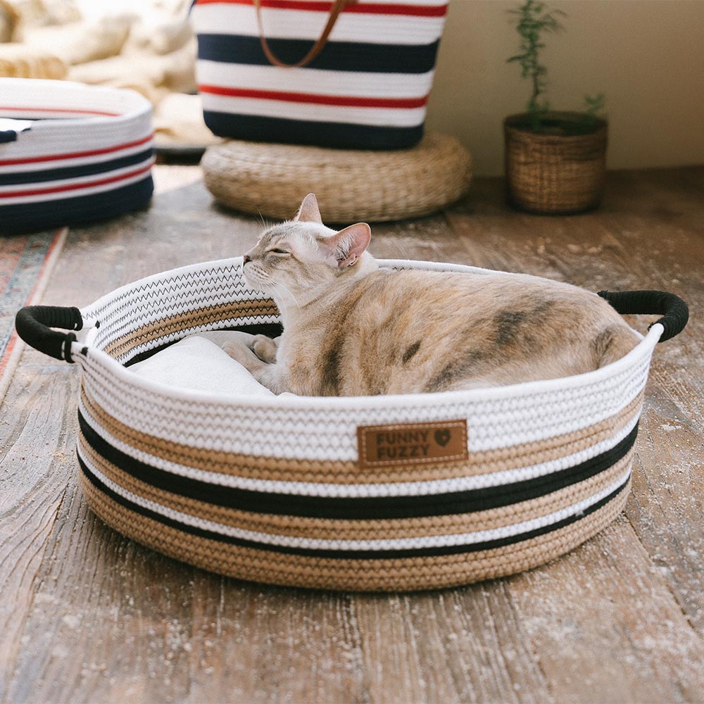 Cozy striped pet bed, an ideal portable bed for travel or home use
