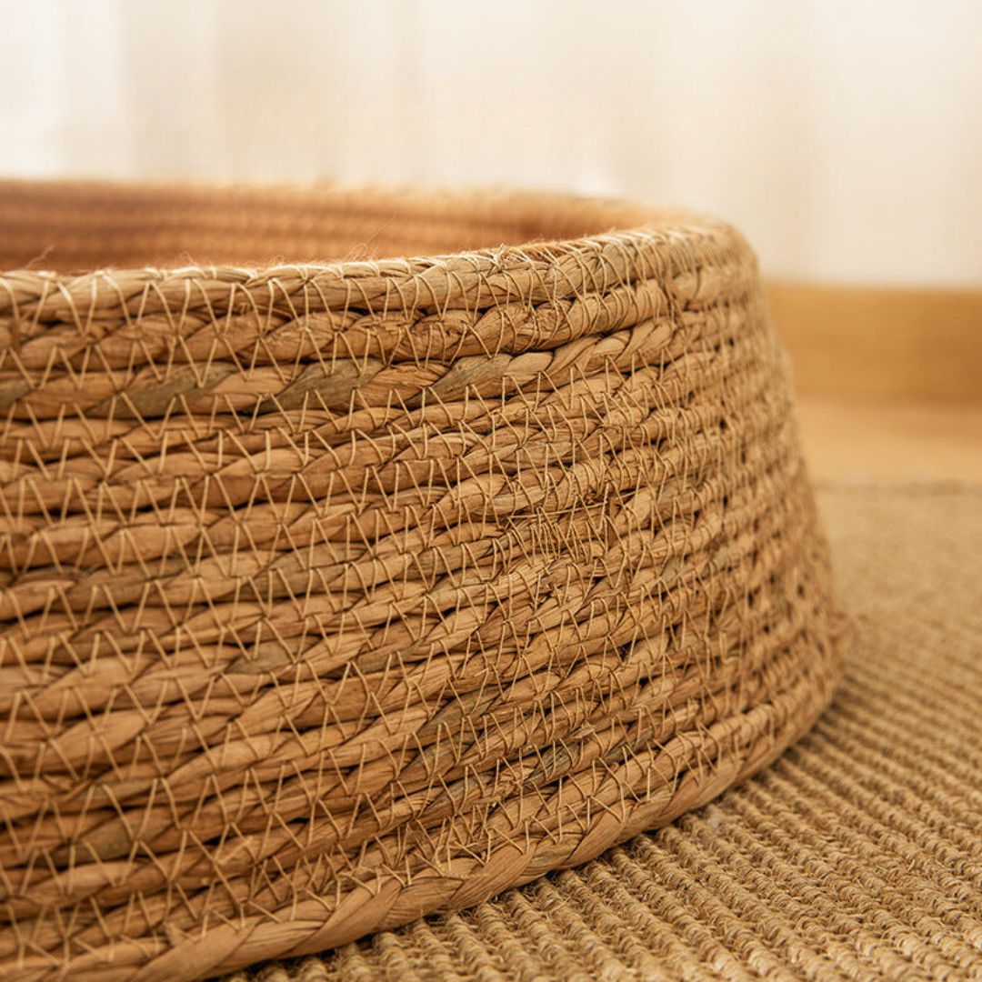 Eco-friendly pet comfort: rattan cat bed and scratching post, perfect cat accessory