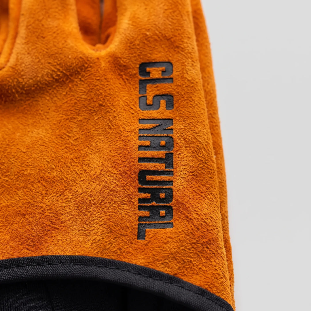 Premium heat-resistant BBQ gloves, ideal for safe handling of hot grates, coals & campfires. Unisex protective gear.