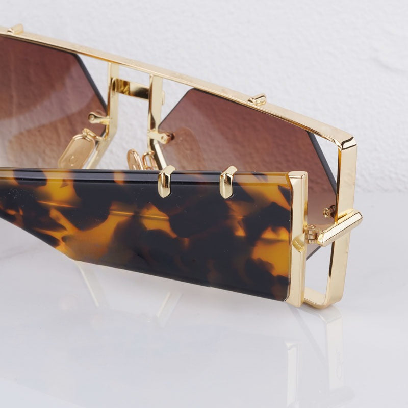 Stylish hexagon alloy frame sunglasses, unisex design, essential for summer travel. UV400.