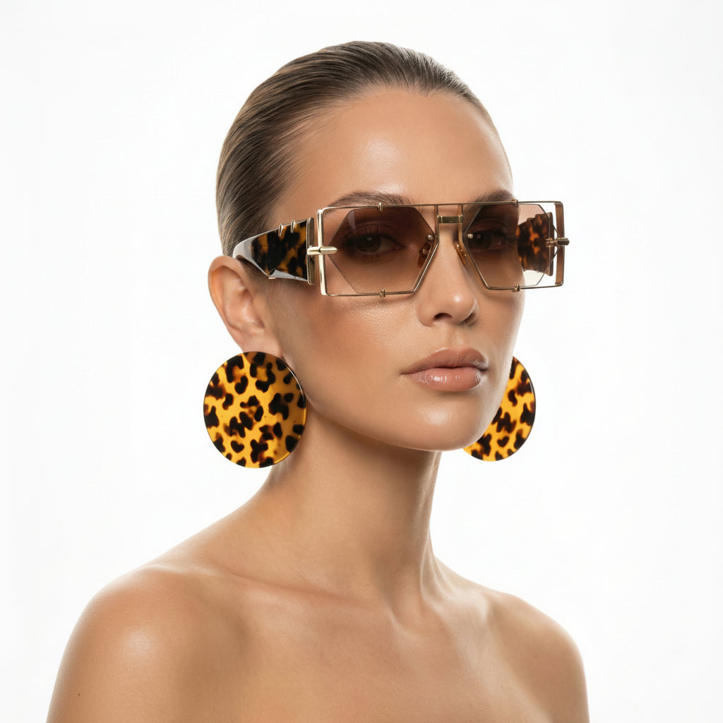 Premium unisex hexagon sunglasses featuring an alloy frame and reliable UV400 protection.