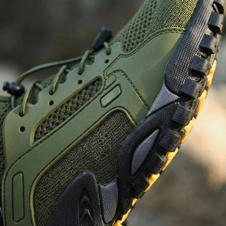 Quick-dry, ventilated unisex high-top trail shoes for comfortable all-terrain hiking. Excellent grip and support.