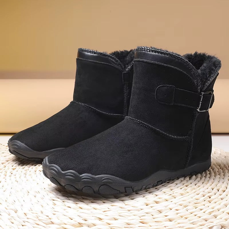 Barefoot winter boots: insulated & warm, with wide toe box for unisex natural comfort.