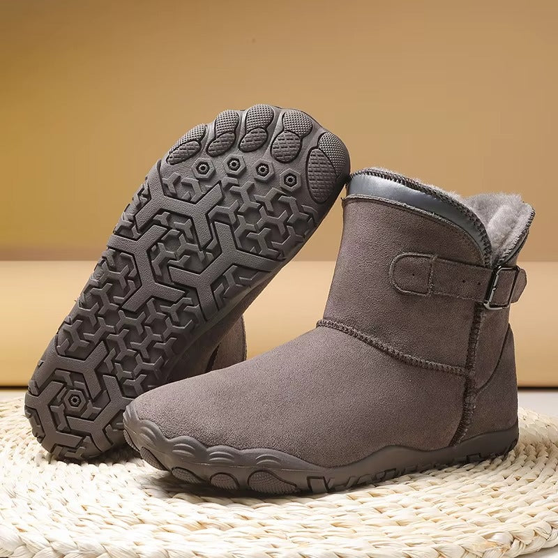 Unisex insulated winter barefoot boots, designed for ultimate cold weather comfort.