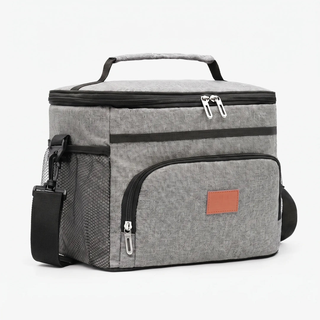 Insulated lunch bag for meal prep & outdoor adventures. Keeps food fresh for picnics & camping.