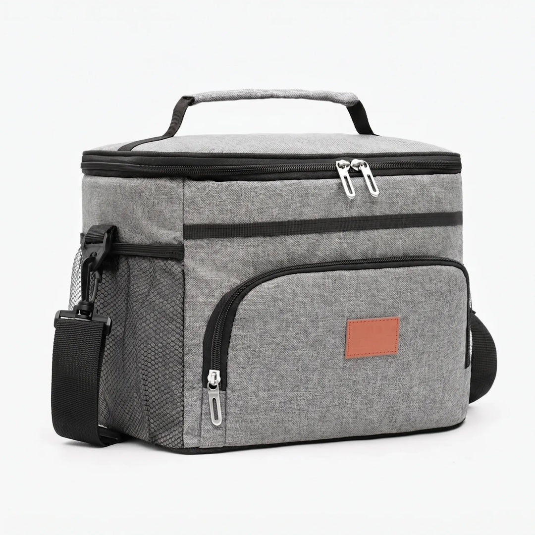 Efficient insulated picnic cooler bag, great for keeping drinks cold & food warm during outdoor activities.