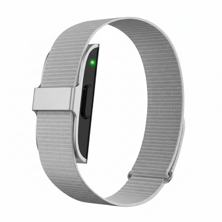 Durable unisex sports watch with IP68 waterproof rating. Features heart rate and blood oxygen monitoring.