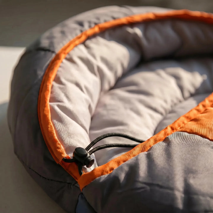 Compact & lightweight unisex camping sleeping bag, perfect for 4-season outdoor adventures.
