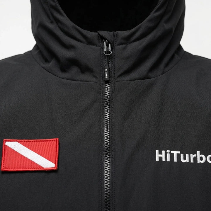 Surf changing robe, unisex long-sleeve, ideal for warmth & quick changes after water activities.