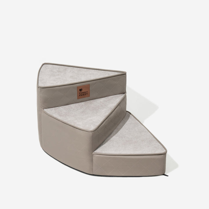 Dog stairs made of soft yet durable faux leather, water-resistant
