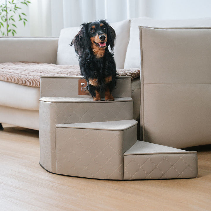 Water-repellent pet stairs, ideal for puppies and senior pets
