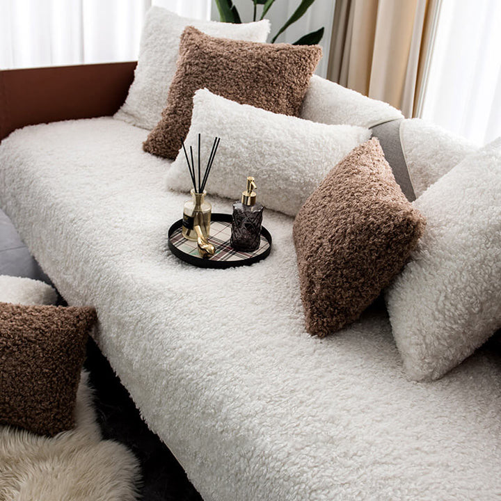 Soft fleece non-slip couch cover, durable furniture protector for active pets and living room