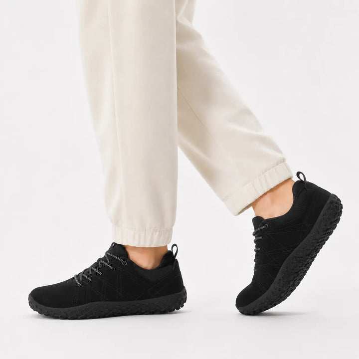 Barefoot hiking trainers: wide toe box, non-slip, zero drop. Designed for natural movement & outdoor activity.