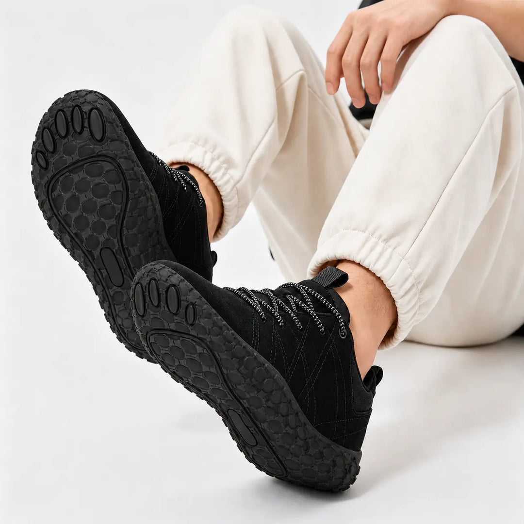 Comfortable unisex orthopedic trainers, wide toe box for natural foot position, ideal for hiking & walking.