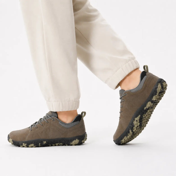 Comfortable barefoot hiking trainers, wide toe box & flexible design for natural outdoor walking.