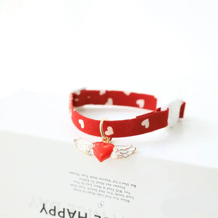 Unisex pet collar, adjustable, variety of styles & durable cotton polyester for cats, dogs, animal fashion.