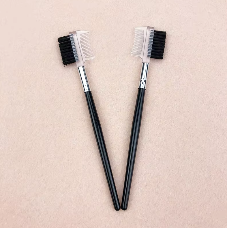 Dog care grooming tool, double-sided eye comb to gently remove tear stains from pets