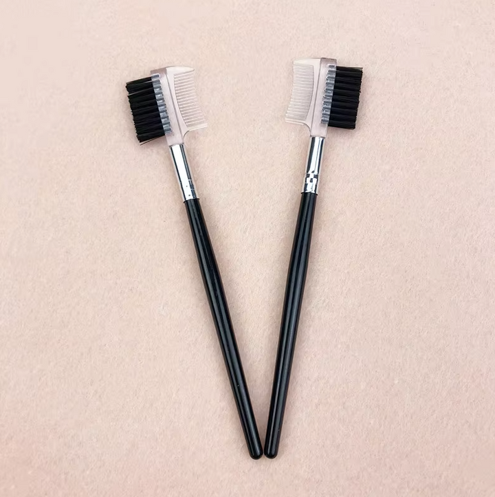 Dog care grooming tool, double-sided eye comb to gently remove tear stains from pets