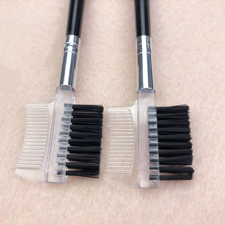 Cat care accessory, double-sided tear stain comb for effective and gentle eye grooming