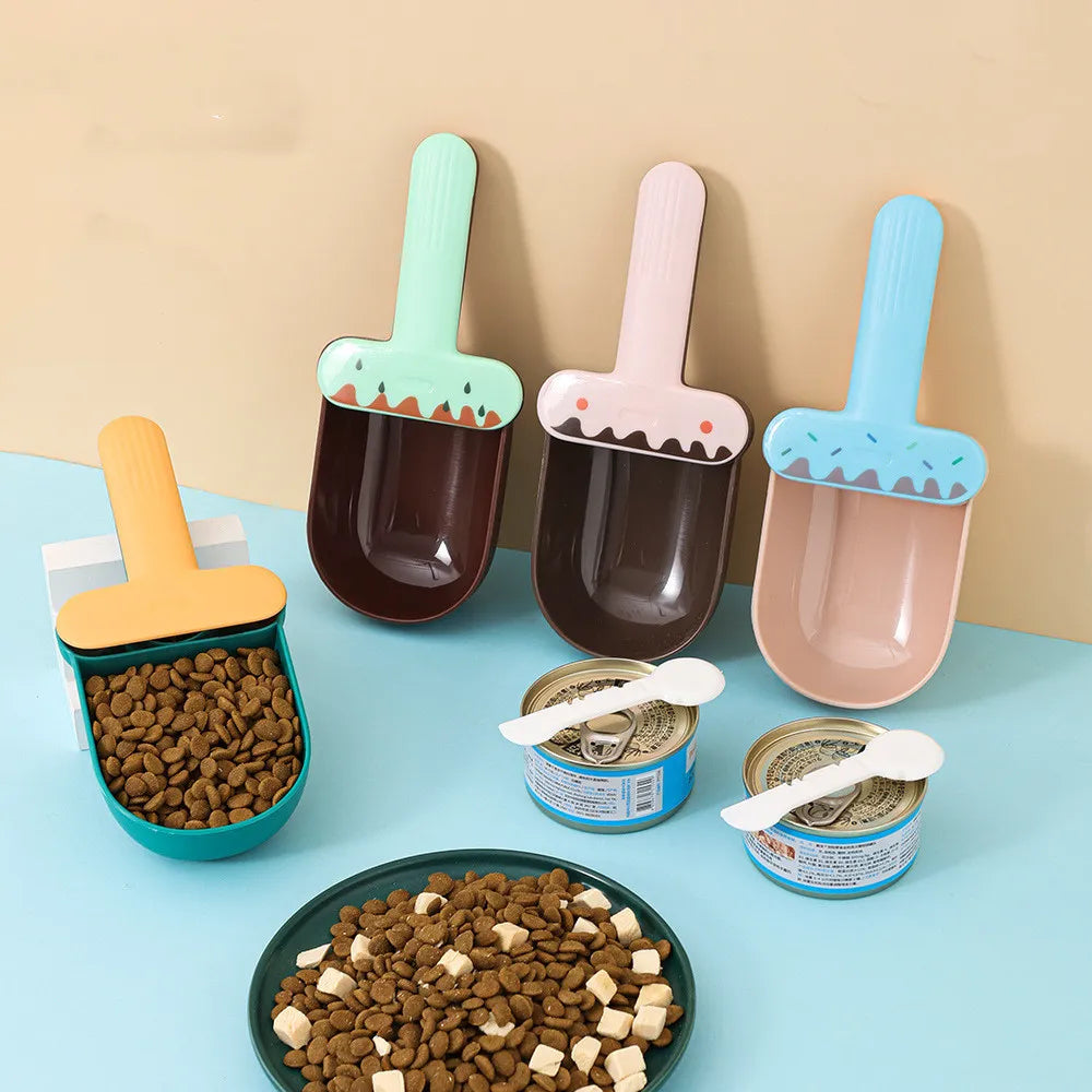 Unisex pet food measuring spoon, sundae design, for portion control in dog & cat feeding