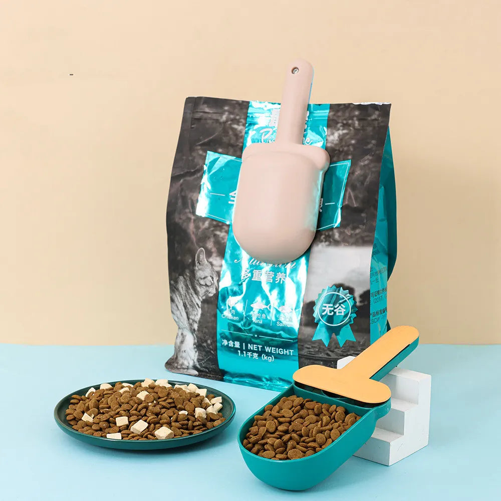 Dog accessory: Sundae shaped pet food measuring spoon, ensuring perfect meal portions for your pet
