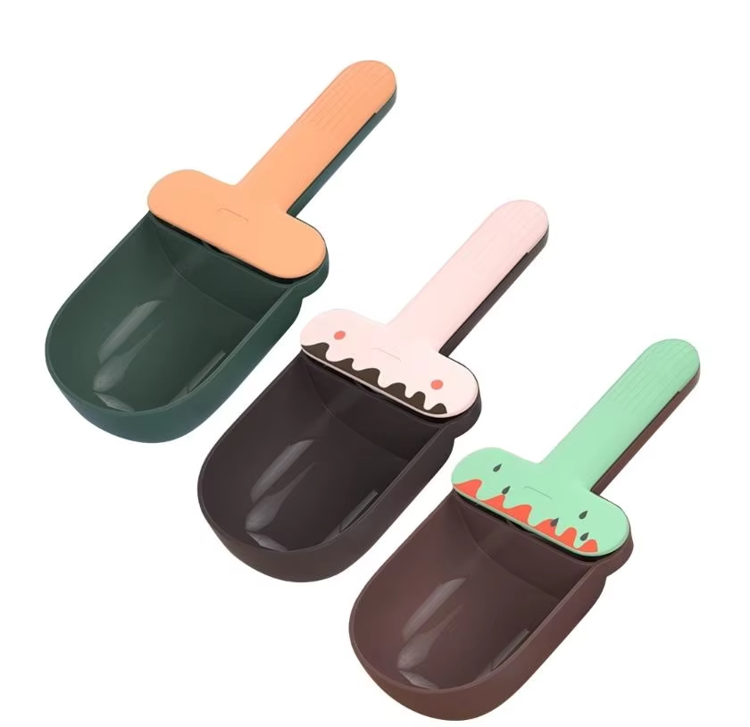Cat accessory: Portion control pet food scoop with charming sundae design, promotes pet health